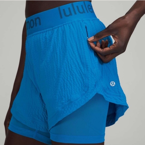 LULULEMON Logo Waistband High-Rise Training Short Poolside - Picture 2 of 14